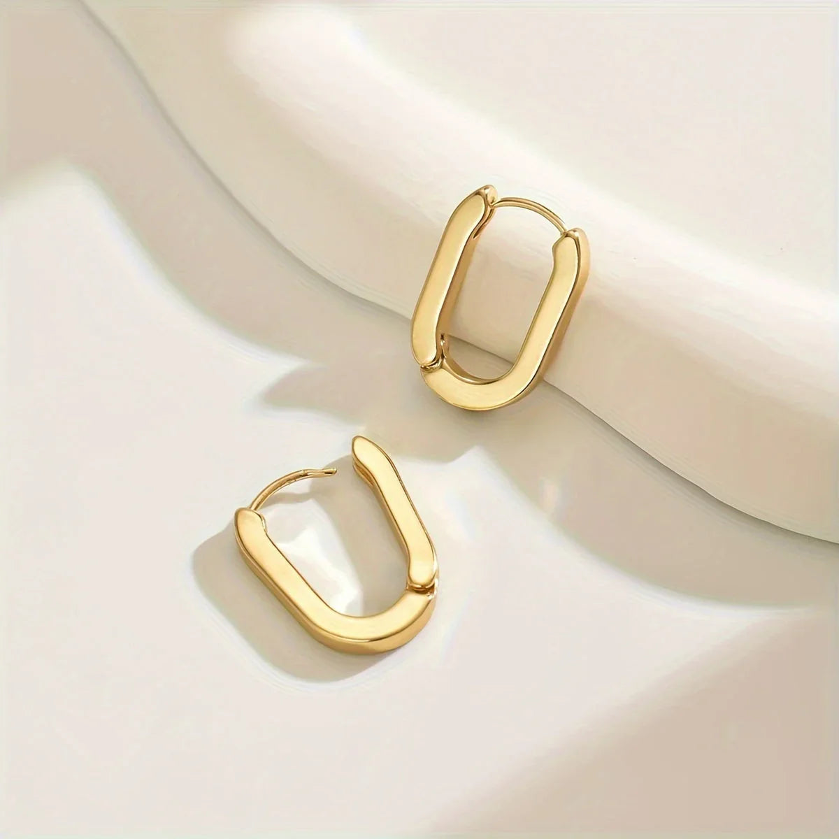 Auria™ | Boucles d'oreilles géométriques chic et élégantes