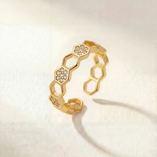 Dominiquia™ | Bague moderne et élégante