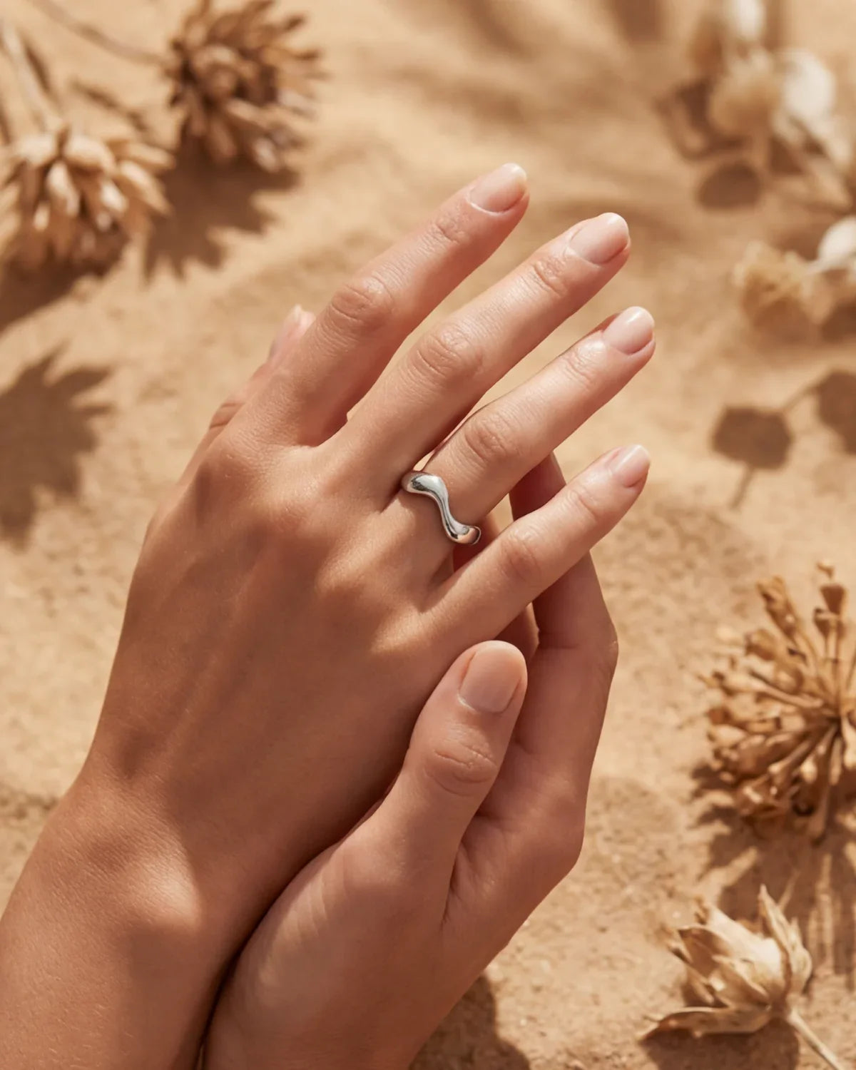 Armella™ | Bague ondulée élégante et moderne
