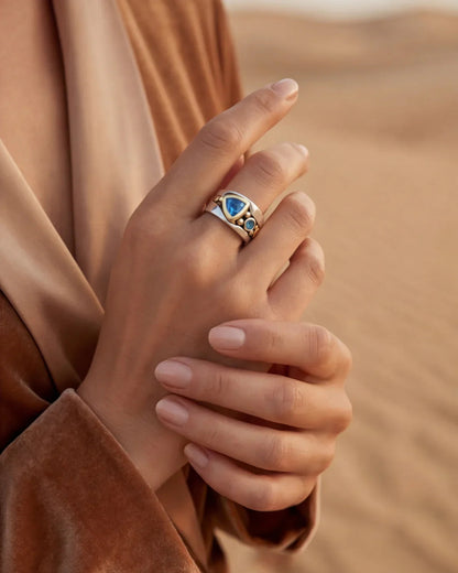 Cassandria™ | Bague capturant la puissance et la majesté de l'océan
