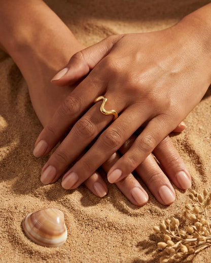Daphna™ | Bague ondulée élégante
