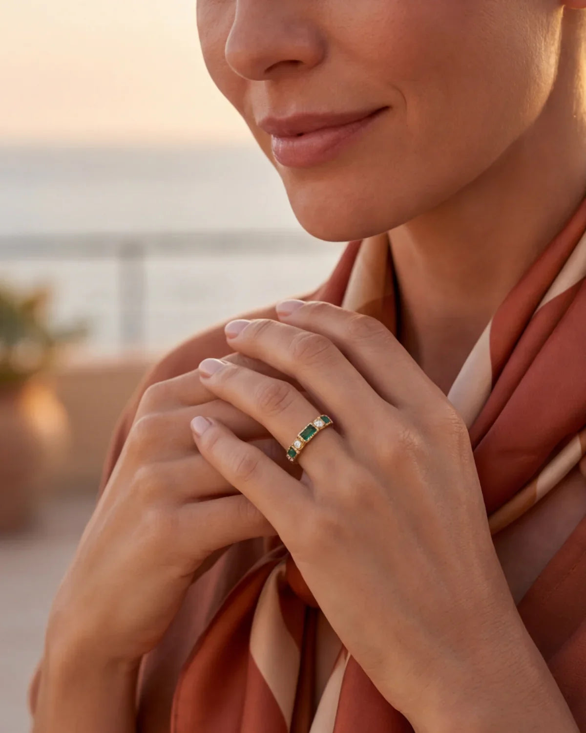 Pascalia™ | Bague élégante avec pierres vertes