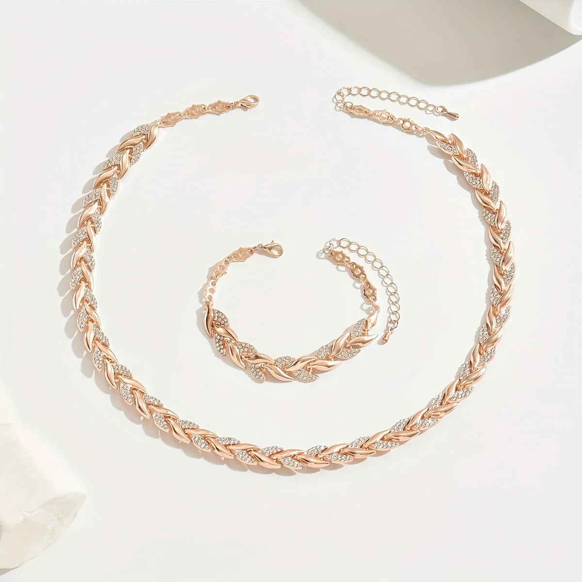 Nienkia™ | Collier en queue de poisson, fait main et élégant