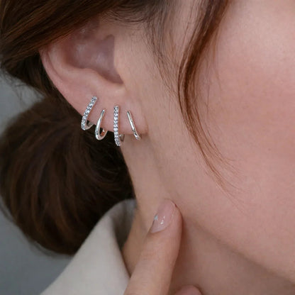 Amandine™ | Boucles d'oreilles à griffes avec zircons étincelants