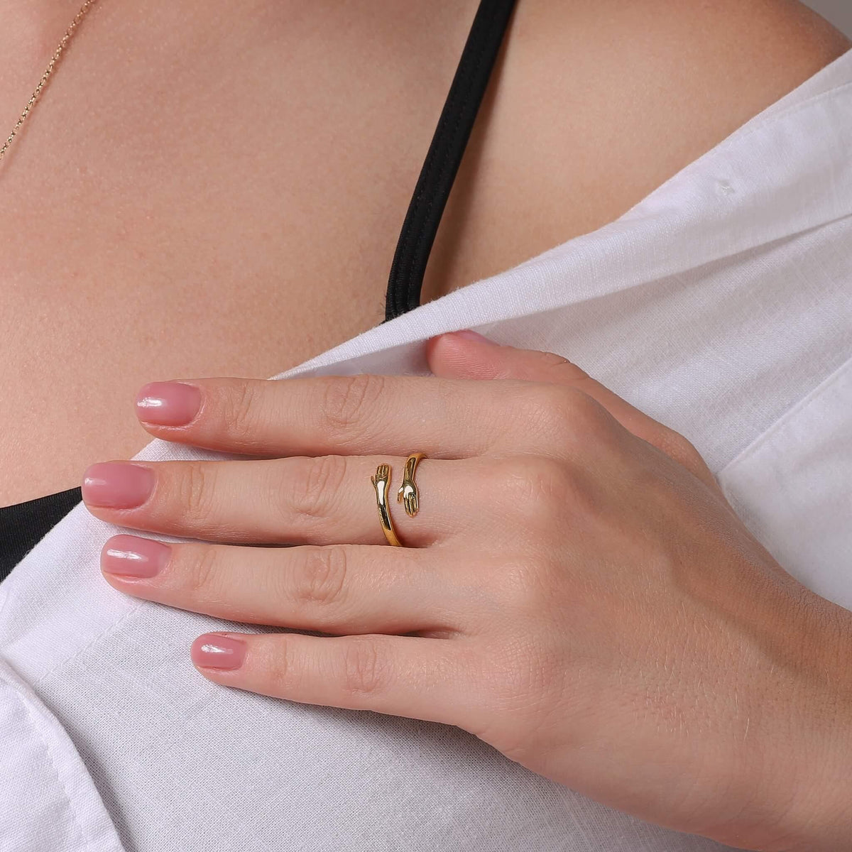 Océania™ | Bague étreinte élégante et moderne