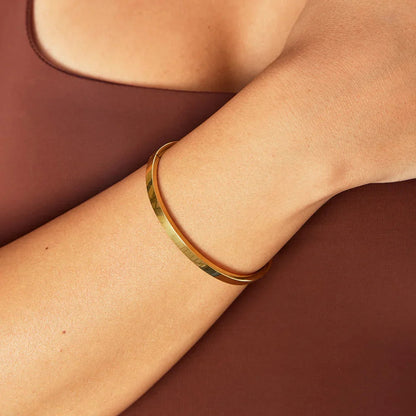 Domitillia™ | Bracelet en Or Jaune 18K Élégance intemporelle