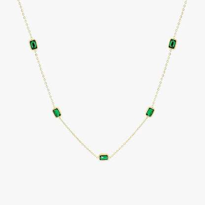 Apolliane™ | Collier en chaîne dorée serti d'une pierre verte