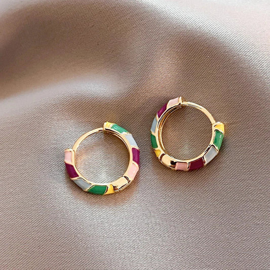 Noémya™ | Boucles d'oreilles Élégantes ornées d'Émail Doré