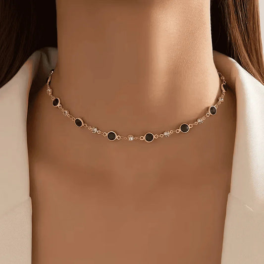Victoirine™ | Collier de Station Émeraude Verdante Élégance étincelante