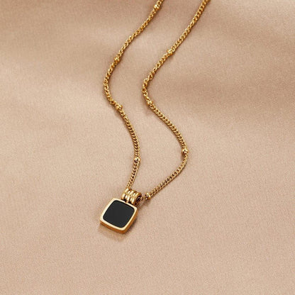 Coralia™ | Collier Pendentif Noir Chic Ébène Élégance Nocturne