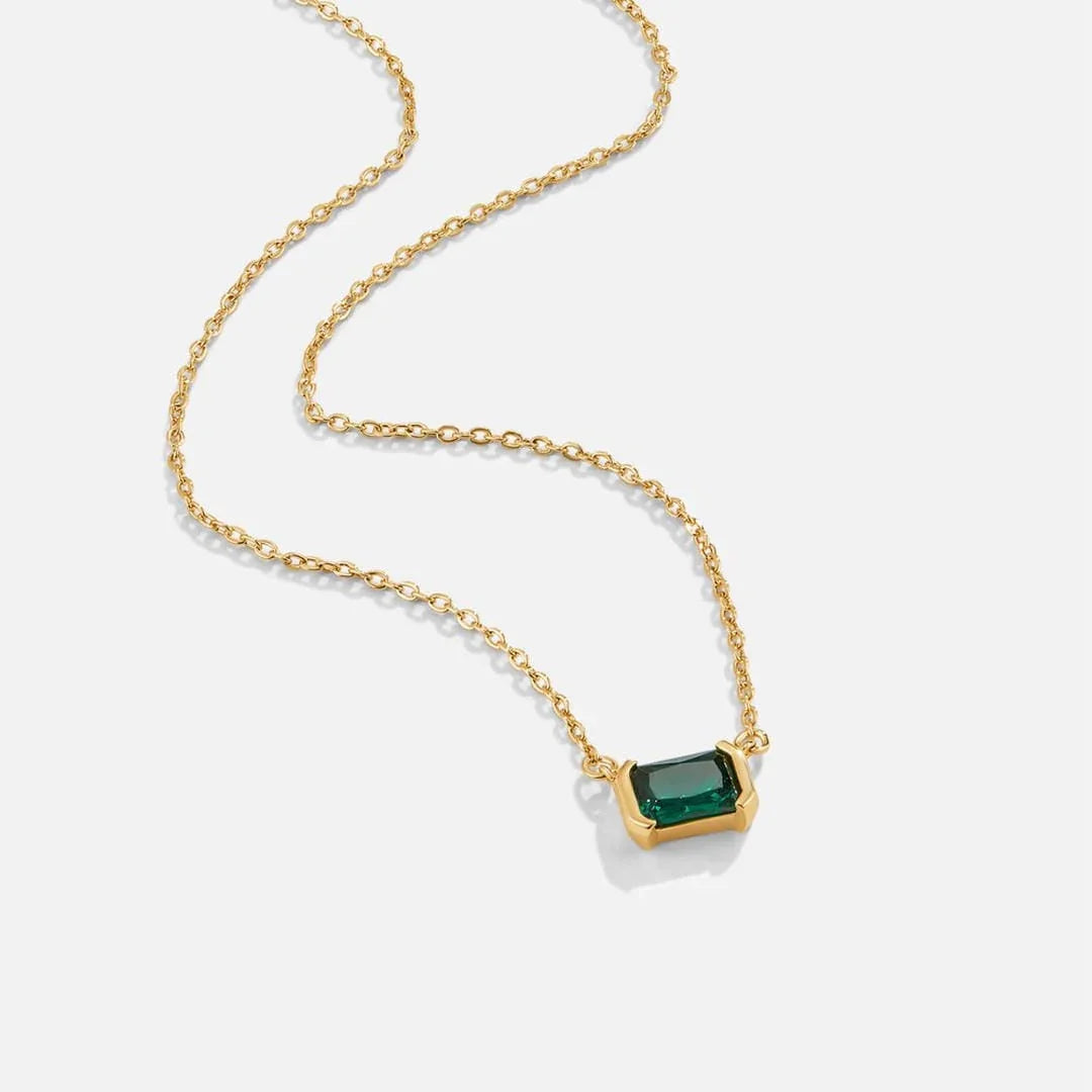Émeraudia™ | Collier doré en Verte Élégance florale