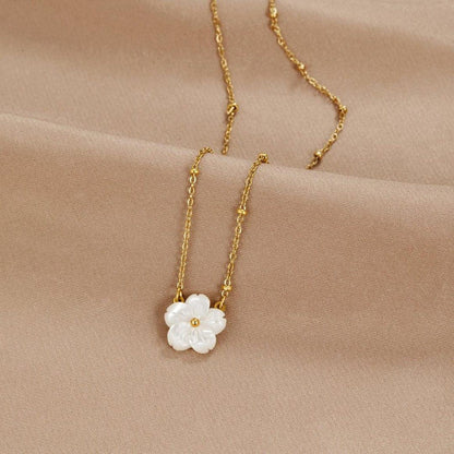 Lauria™ | Collier Pendentif Fleur Élégance Florale